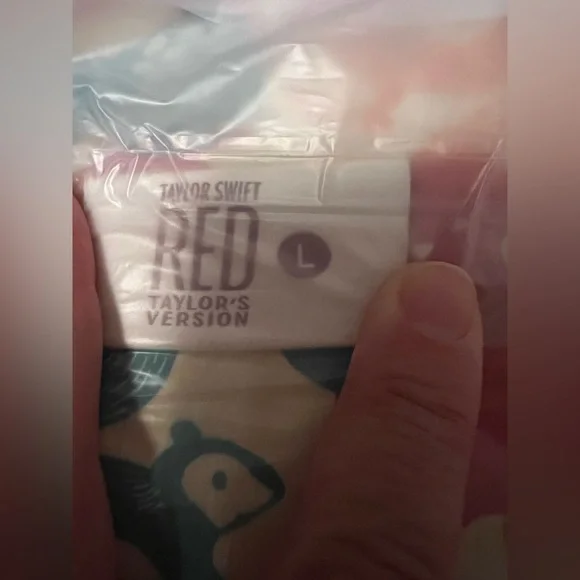 Taylor Swift We Are Never Getting Back Together Pajama Set - Picture 3 of 4